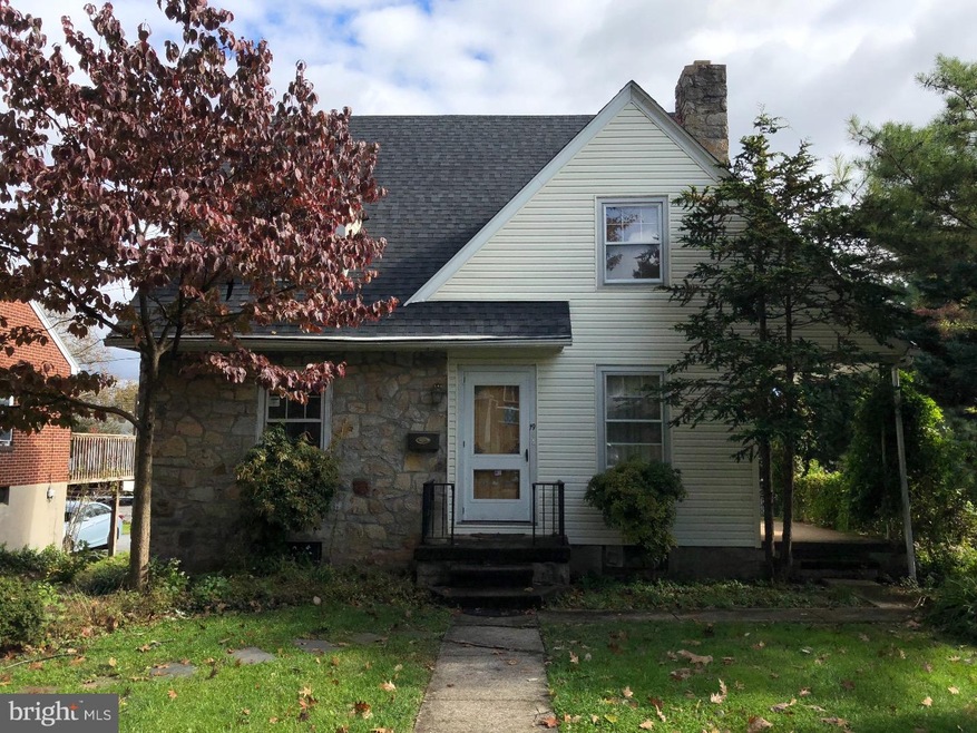 19 Wilson St, Reading, PA 19609 - photo 1