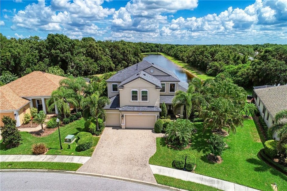 Welcome to 547 Honeyflower Loop.
