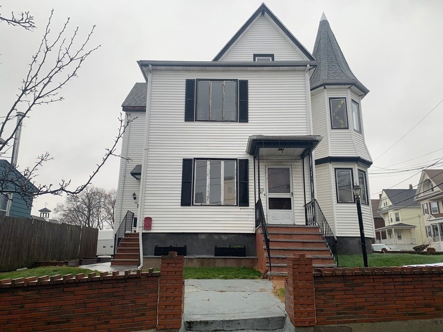 125 Chestnut St, Everett, MA 02149 - photo 1