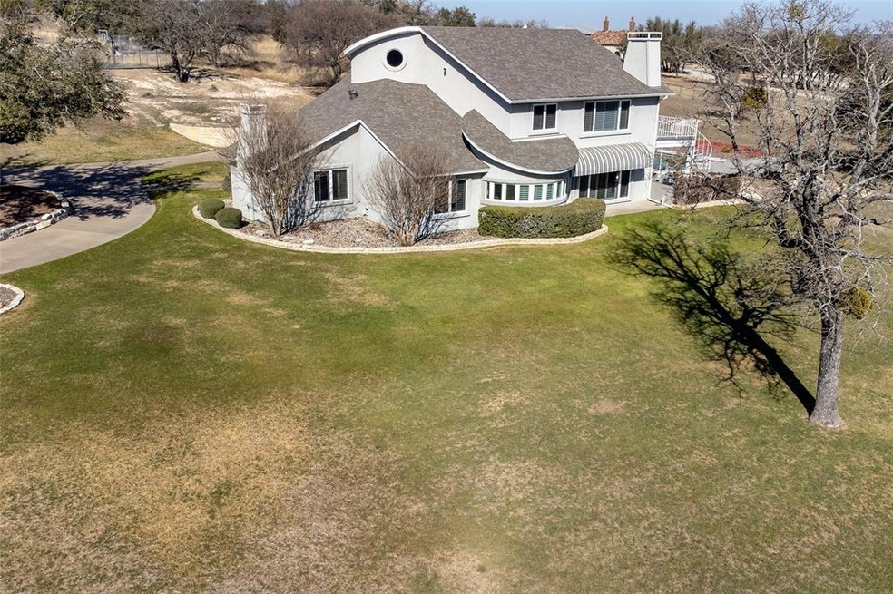 331 Clear Lake Ln, Weatherford, TX 76087 - photo 1