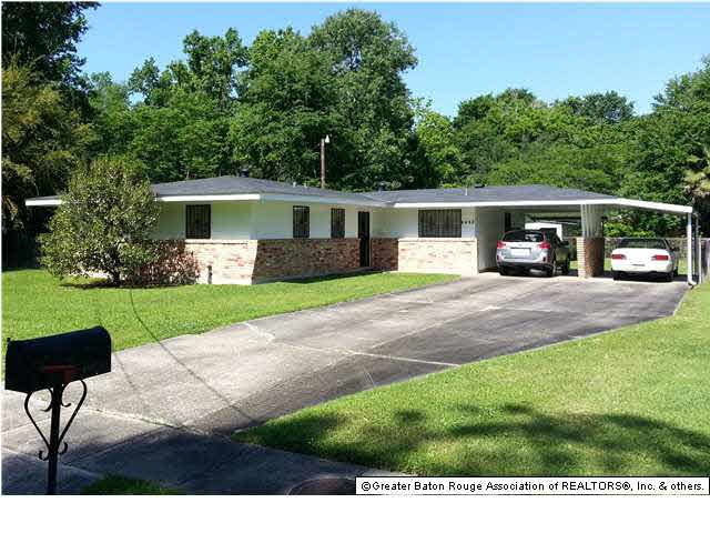 Beautiful curb appeal. Fresh paint this week and n