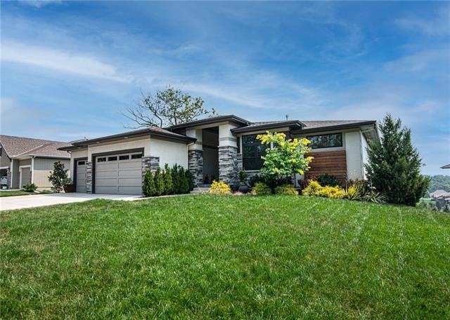 4607 Mund Rd, Shawnee, KS 66218 - photo 1