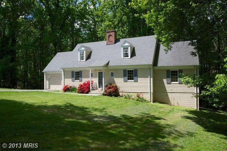 7120 Saunders Ct, Bethesda, MD 20817 - photo 1