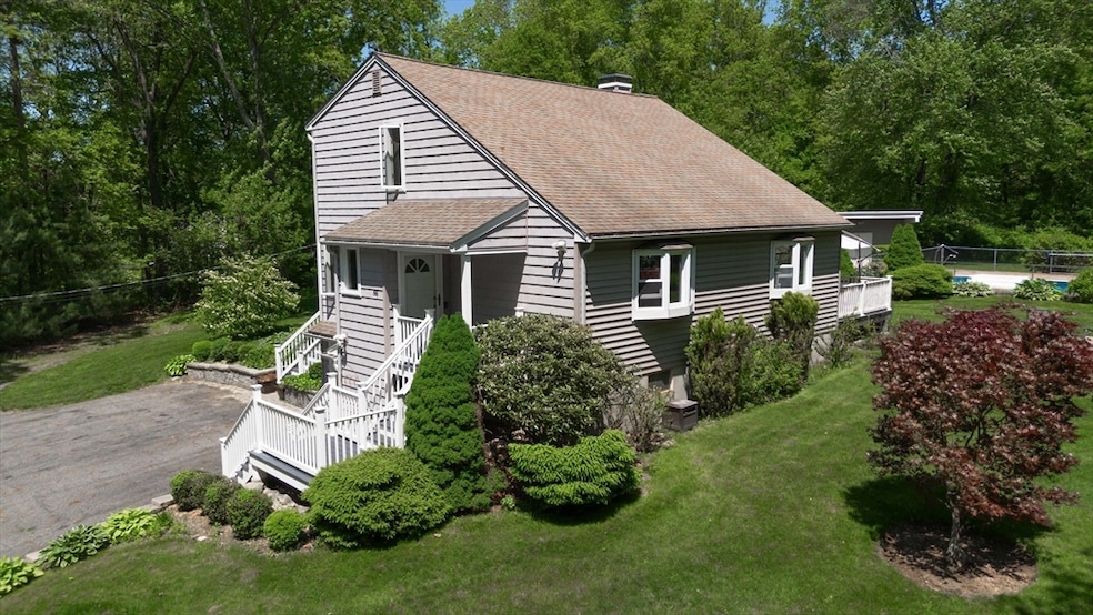 66 Wheelock Rd, Sutton, MA 01590 - photo 1