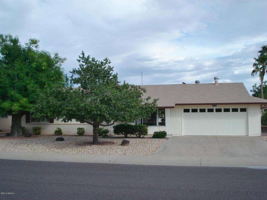 17221 N Jasmine Dr, Sun City, AZ 85373 - photo 1