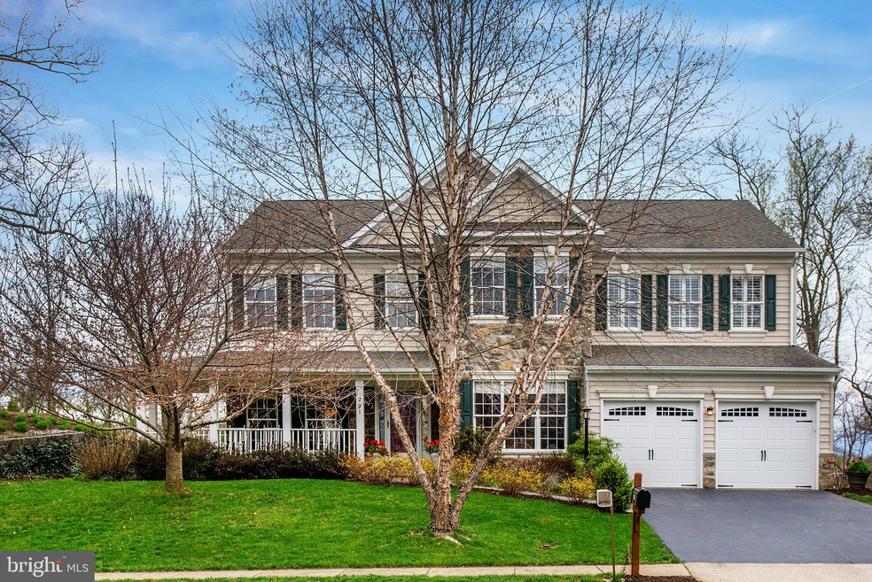 201 E Skyline Dr, Purcellville, VA 20132 - photo 1