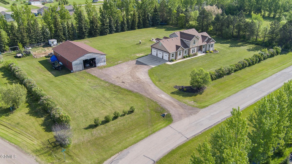 Pending $630,000 • Co-Listing Agent