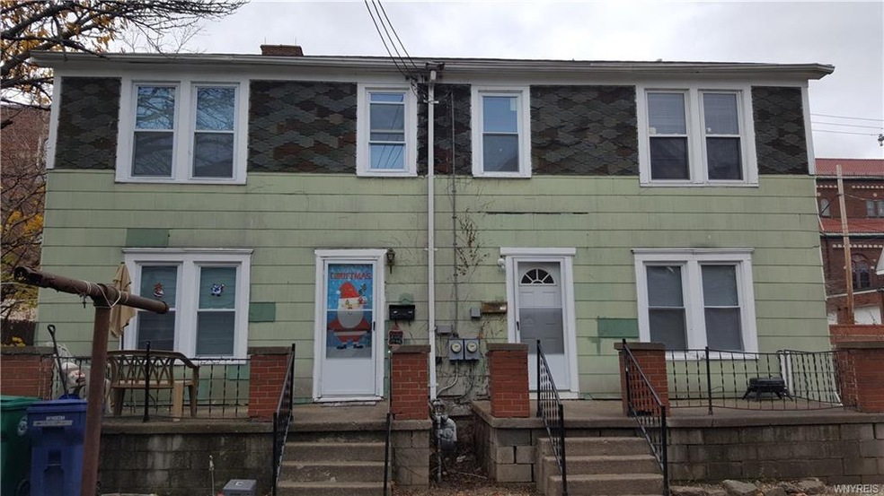 630 1/2 15th St, Niagara Falls, NY 14301 - photo 1