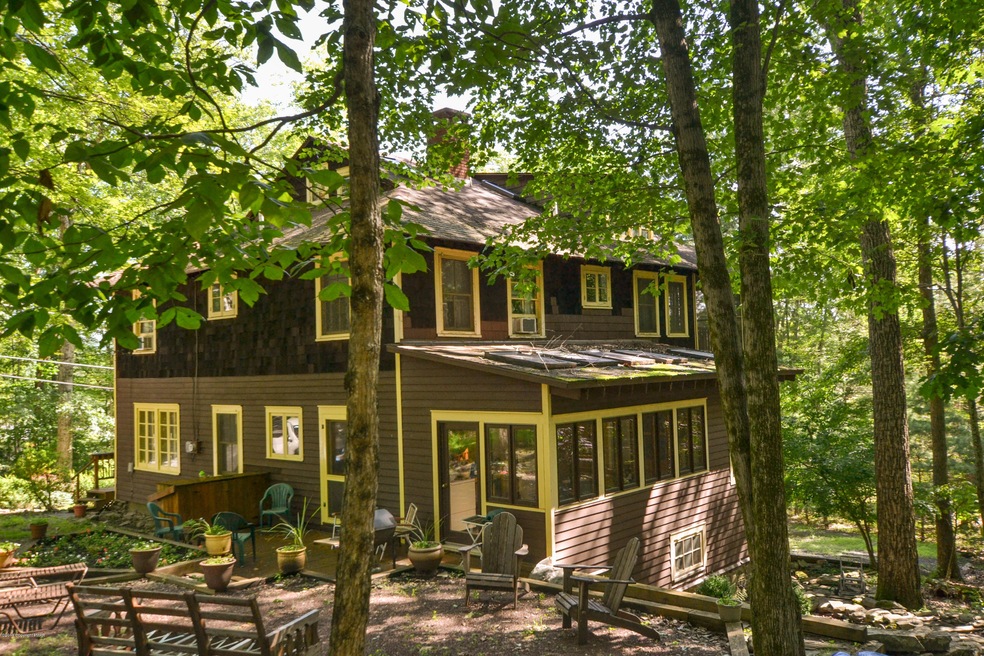 2156 Laurel Ln, Buck Hill Falls, PA 18323 - photo 1