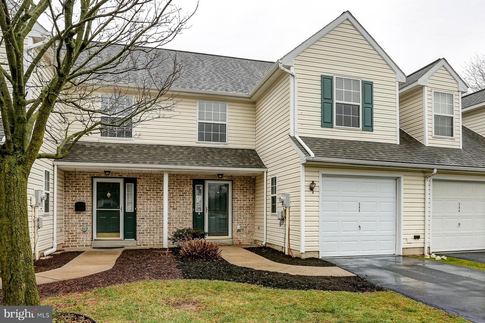 388 Farmview Ln, Mount Joy, PA 17552 - photo 1