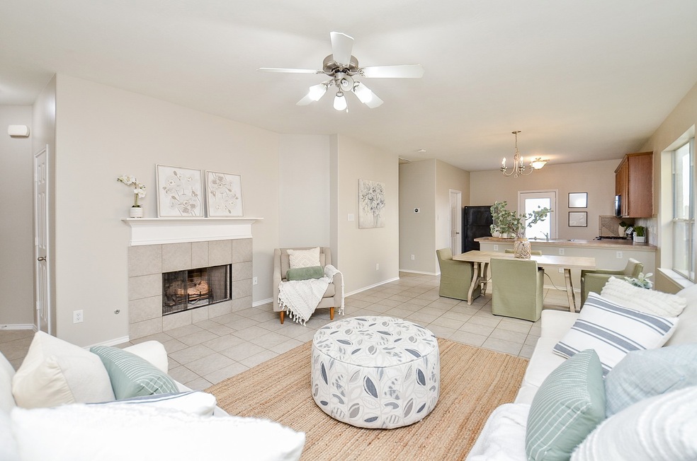 9207 Kransbury Ln, Houston, TX 77095 - photo 1