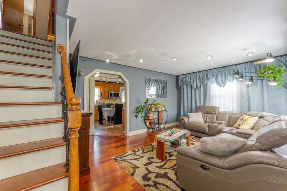 515 Van Buren Ave, Linden, NJ 07036 - photo 1