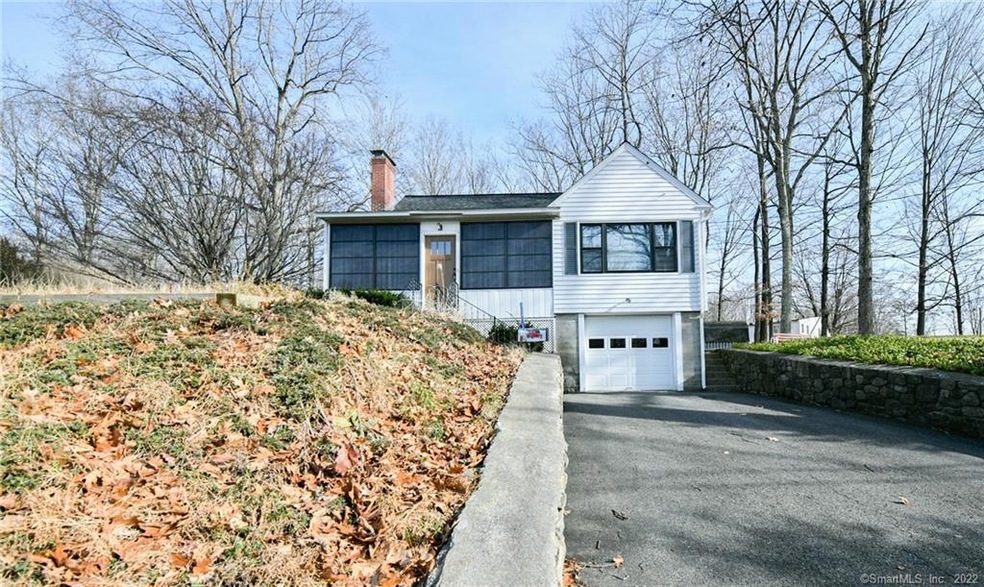 86 Glendale Ave, Winsted, CT 06098 - photo 1