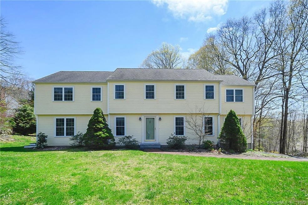 35 Bridle Path Ln, Madison, CT 06443 - photo 1