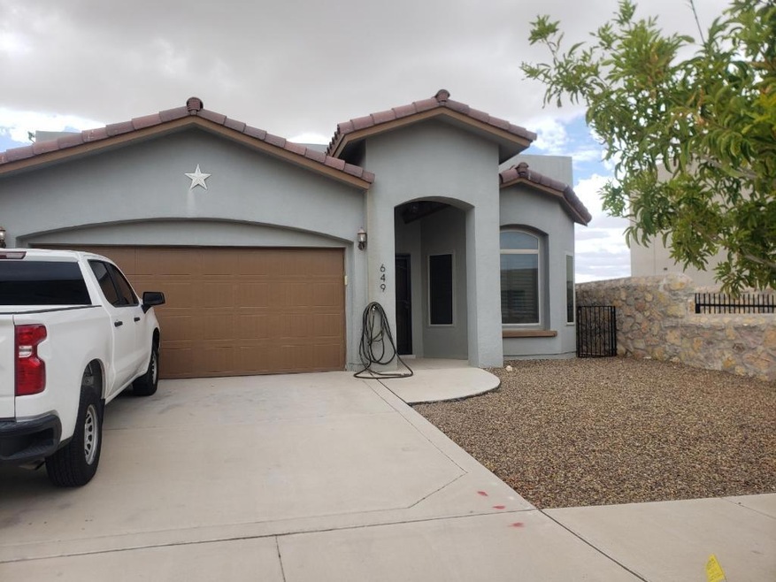 649 Huddersfield St, El Paso, TX 79928 - photo 1