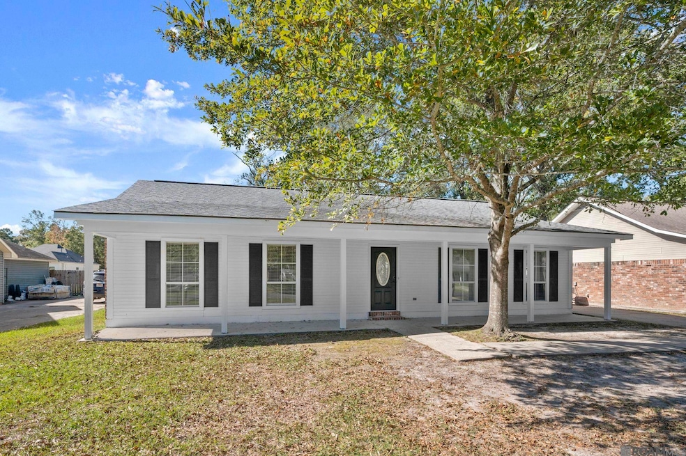 10753 Downey Dr, Greenwell Springs, LA 70739 - photo 1