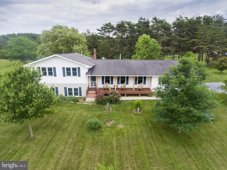 557 Misty Hill Ln, Berryville, VA 22611 - photo 1