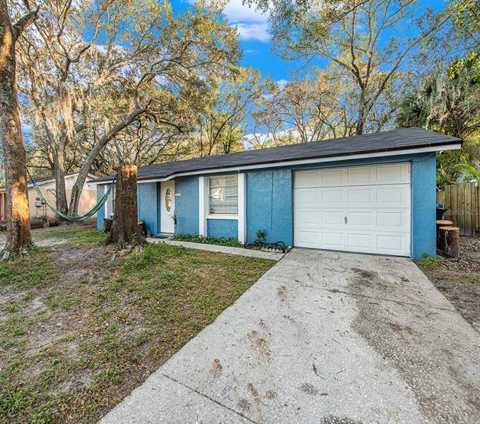 3639 Sugarcreek Dr, Tampa, FL 33619 - photo 1