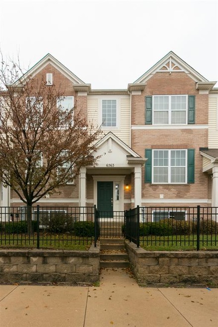 Private, Gated Front Entrance