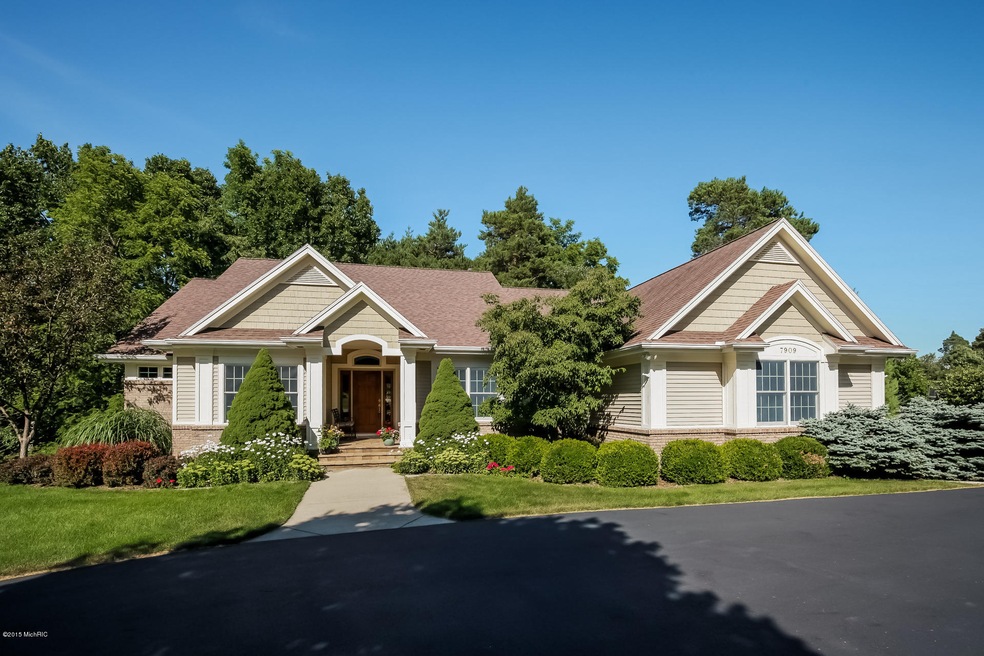 001-Front_View-1936968-medium