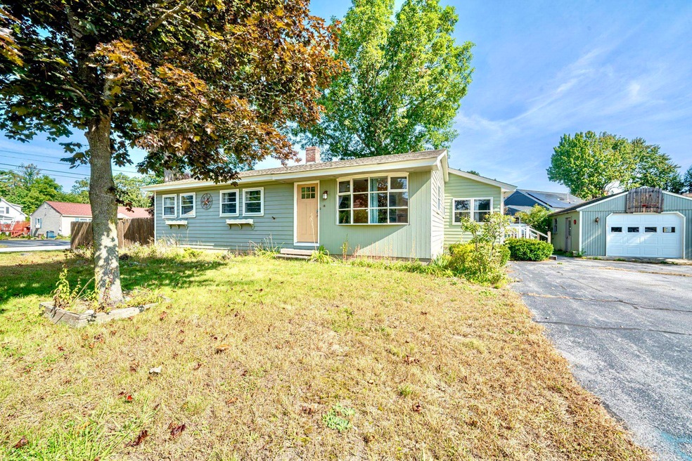 18 Village St, Concord, NH 03303 - photo 1