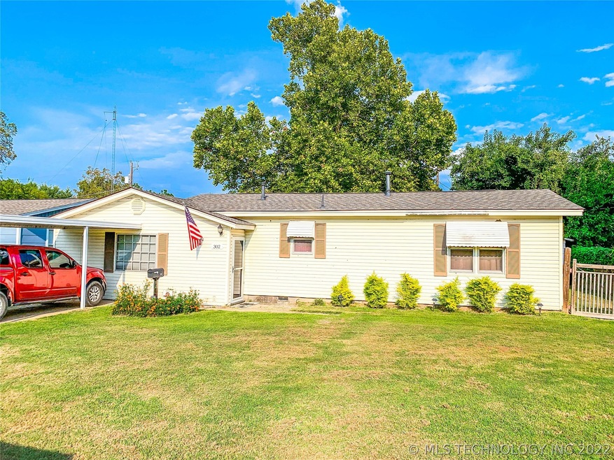 302 N J St, Eufaula, OK 74432 - photo 1