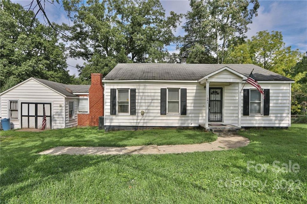 1091 Turnersburg Hwy, Statesville, NC 28625 - photo 1