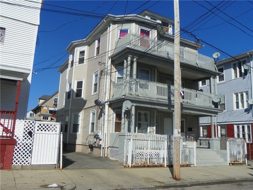 85 Glenham St unit 87, Providence, RI 02907 - photo 1