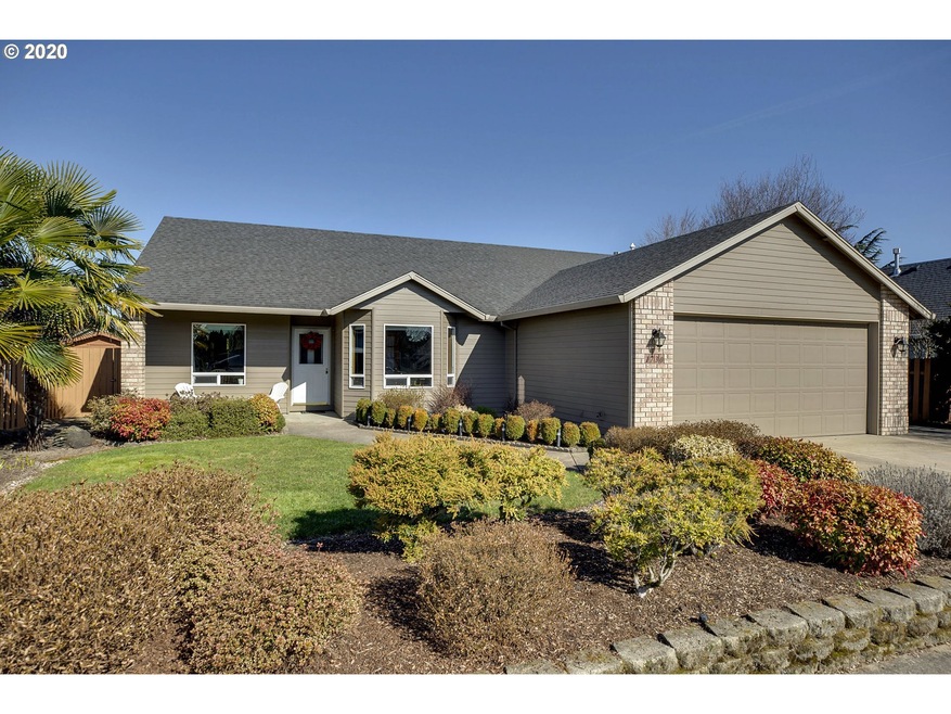 1730 SE 11th Place, Canby, OR 97013 - photo 1