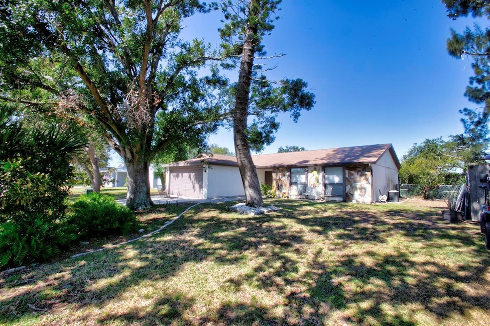 6116 38th Ave W, Bradenton, FL 34209 - photo 1