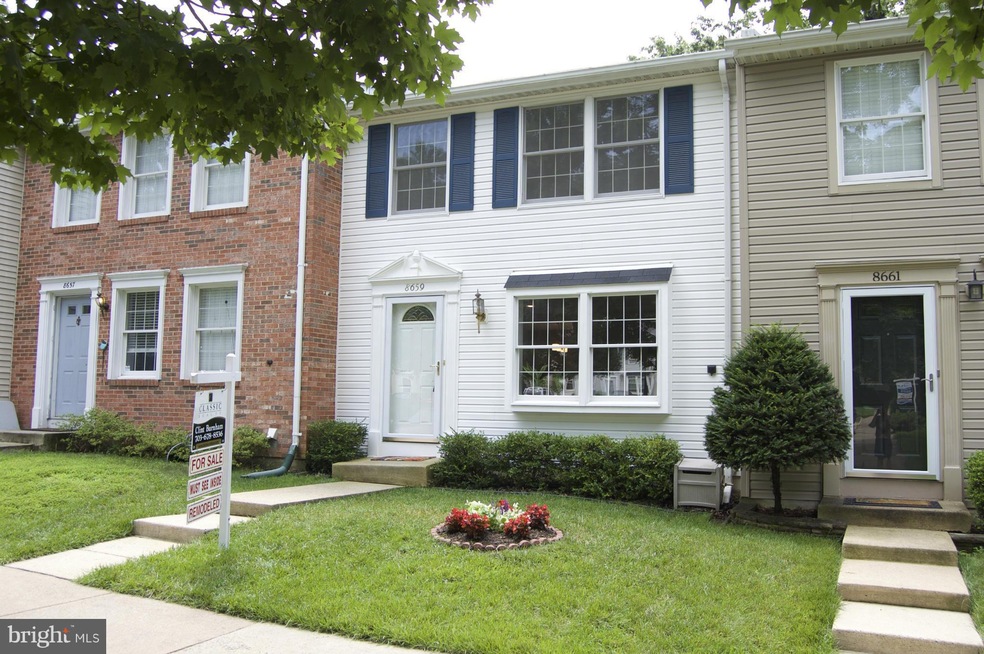8659 Maple Glen Ct, Springfield, VA 22153 - photo 1