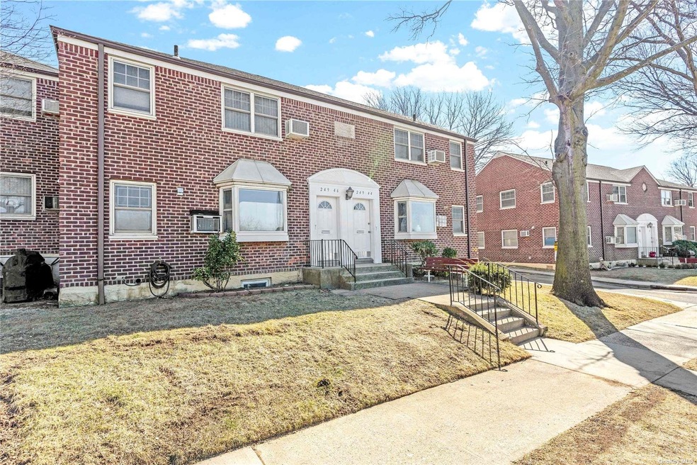 249-44 57th Ave unit 237, Little Neck, NY 11362 - photo 1