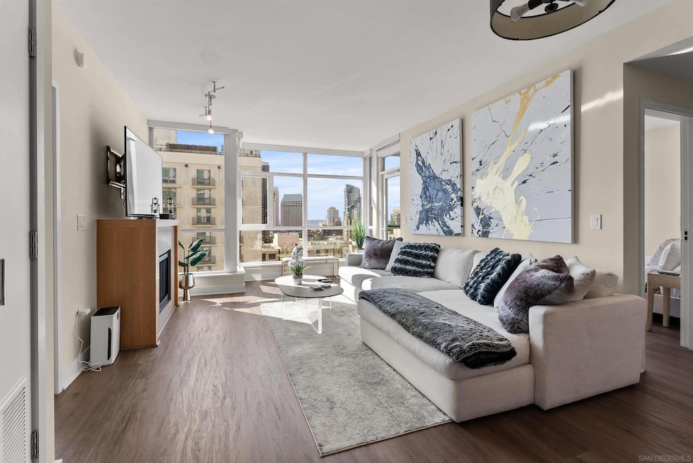 For Sale $799,000 • Co-Listing Agent