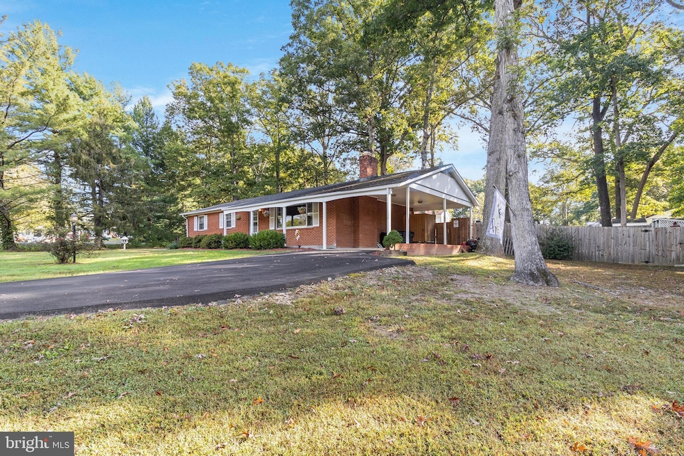 11221 Maplewood Dr, Dunkirk, MD 20754 - photo 1