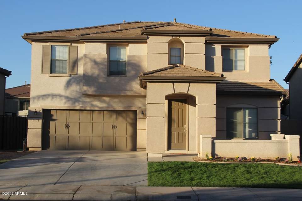 exteriorfront