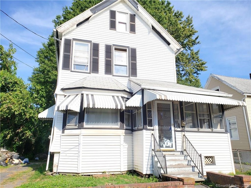 476 Logan St, Bridgeport, CT 06607 - photo 1
