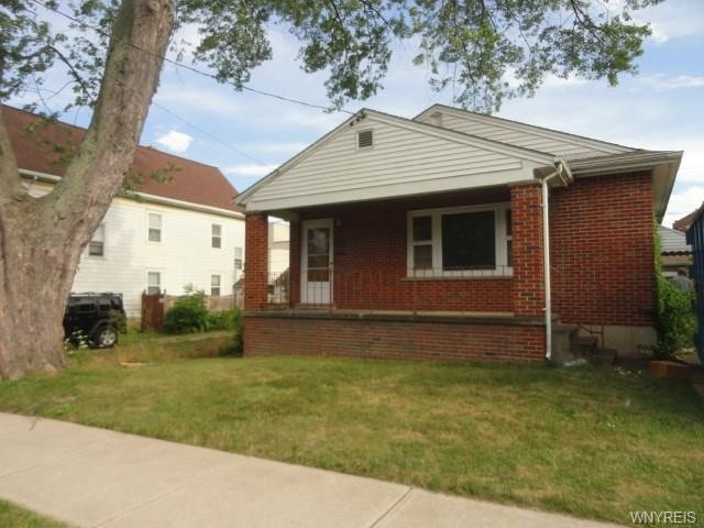 1211 Haeberle Ave, Niagara Falls, NY 14301 - photo 1