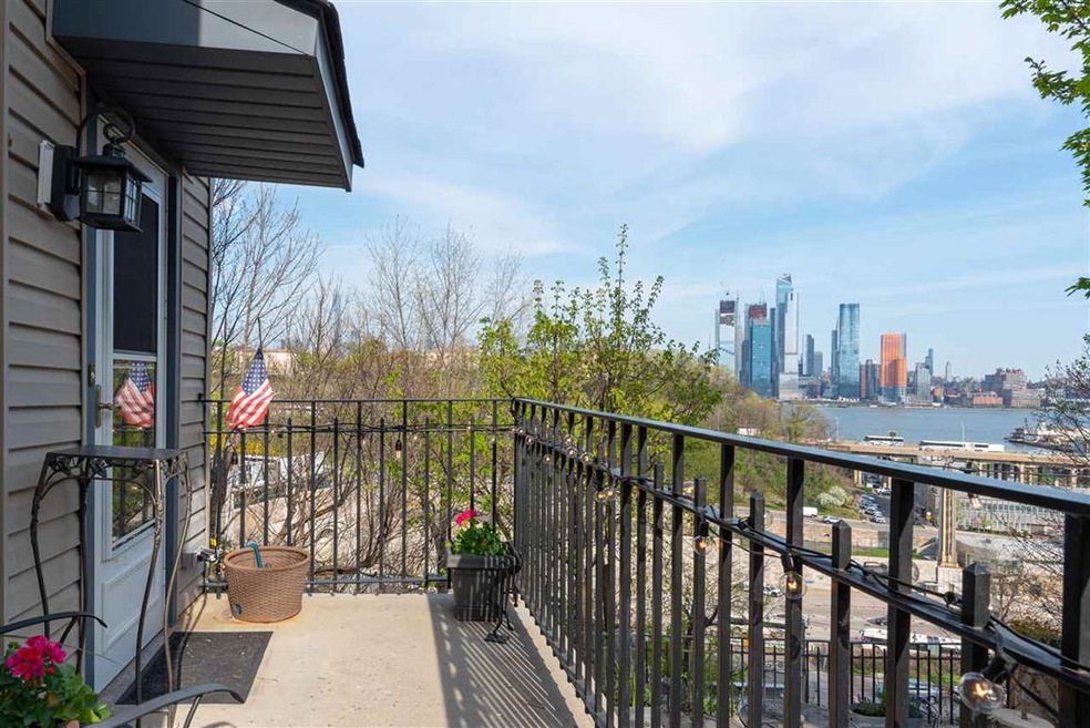 80 Hackensack Plank Rd unit 2, Weehawken, NJ 07086 - photo 1