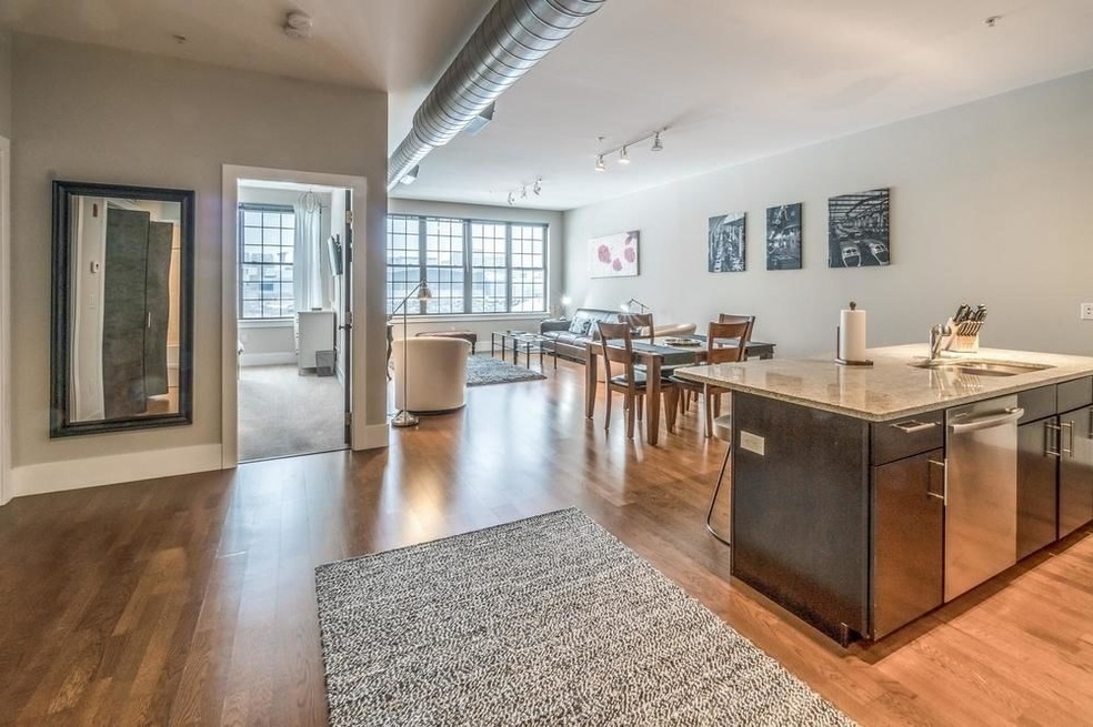 154 W 2nd St unit 318, Boston, MA 02127 - photo 1