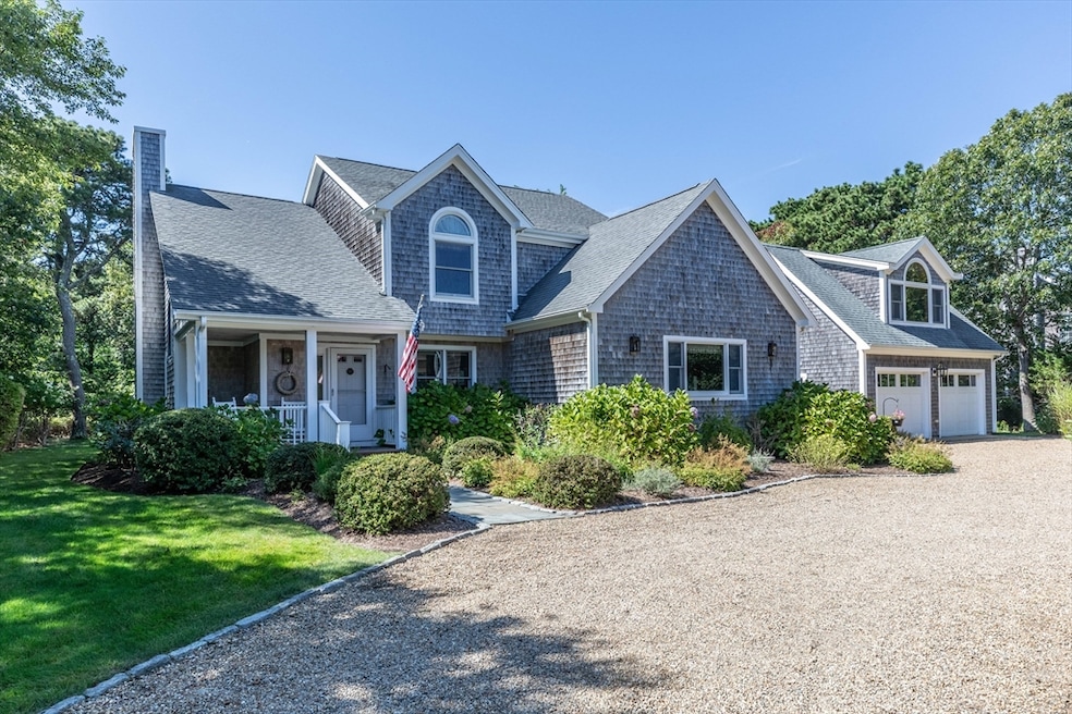 8 Old Dunhams Corner Way, Edgartown, MA 02539 - photo 1
