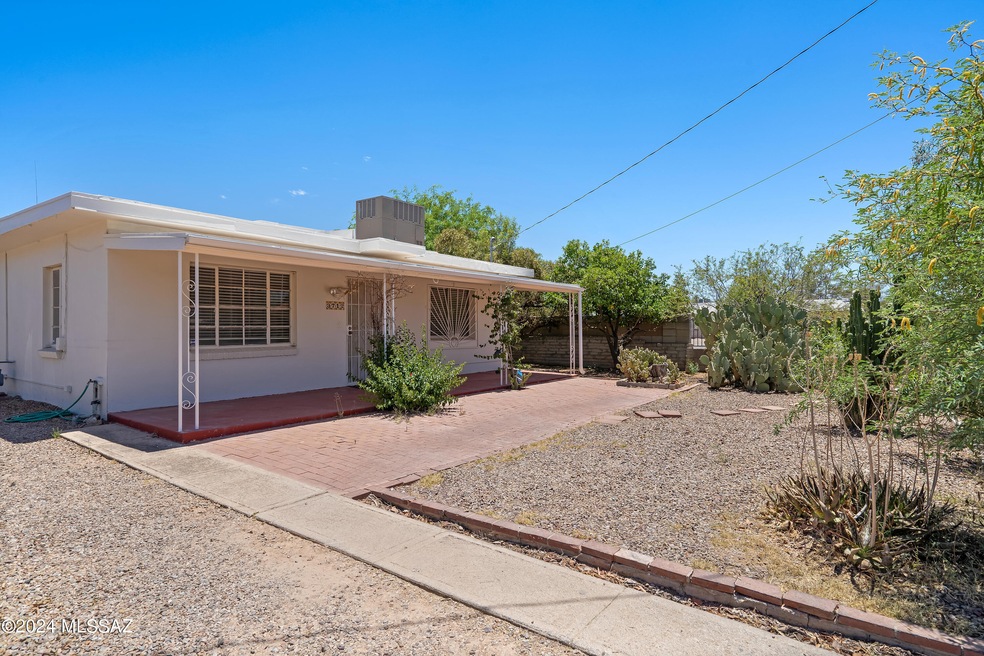 3712 N Los Altos Ave, Tucson, AZ 85705 - photo 1