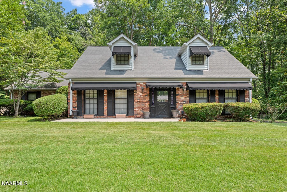 129 Windham Rd, Oak Ridge, TN 37830