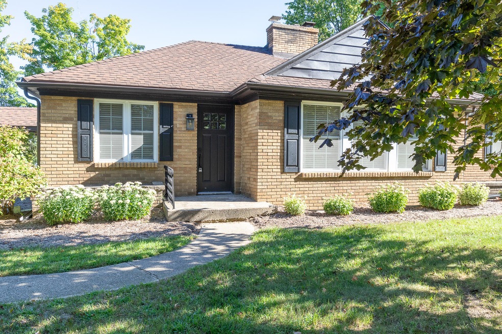 1039 108TH ST-18