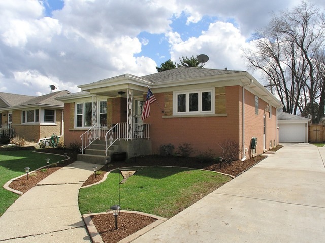 unlisted-address, Westchester, IL 60154 - photo 1