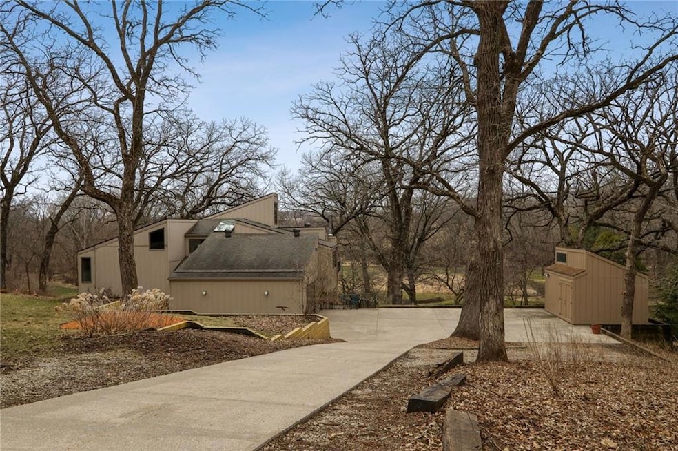 1860 SE 82nd St, Runnells, IA 50237 - photo 1