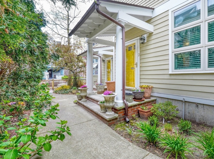 325 Franklin St unit 2, Cambridge, MA 02139 - photo 1