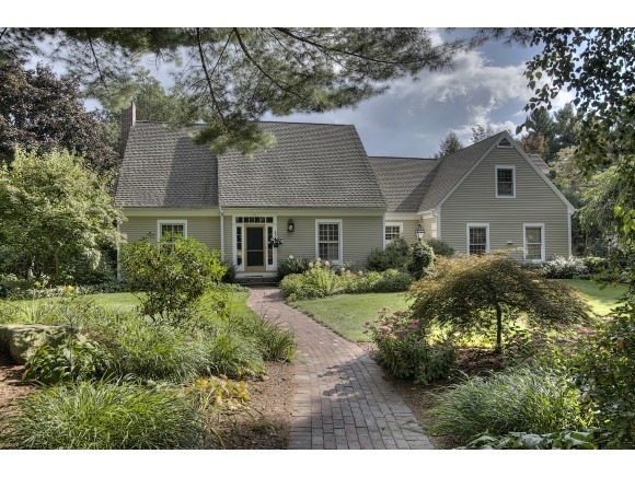 301 Whitford St, Manchester, NH 03104 - photo 1