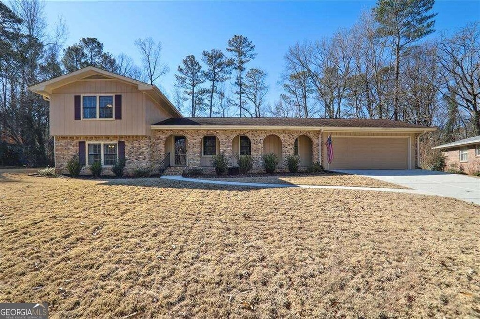 319 Hightower Trail SW, Stone Mountain, GA 30087 MLS 10244148