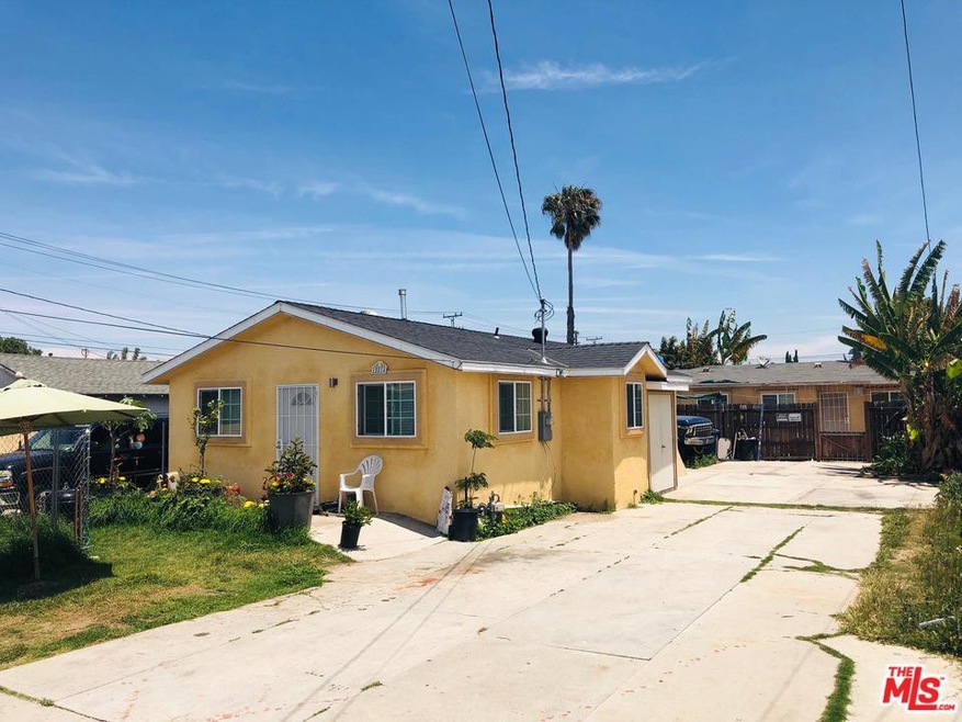 10814 S Freeman Ave, Inglewood, CA 90304 - photo 1