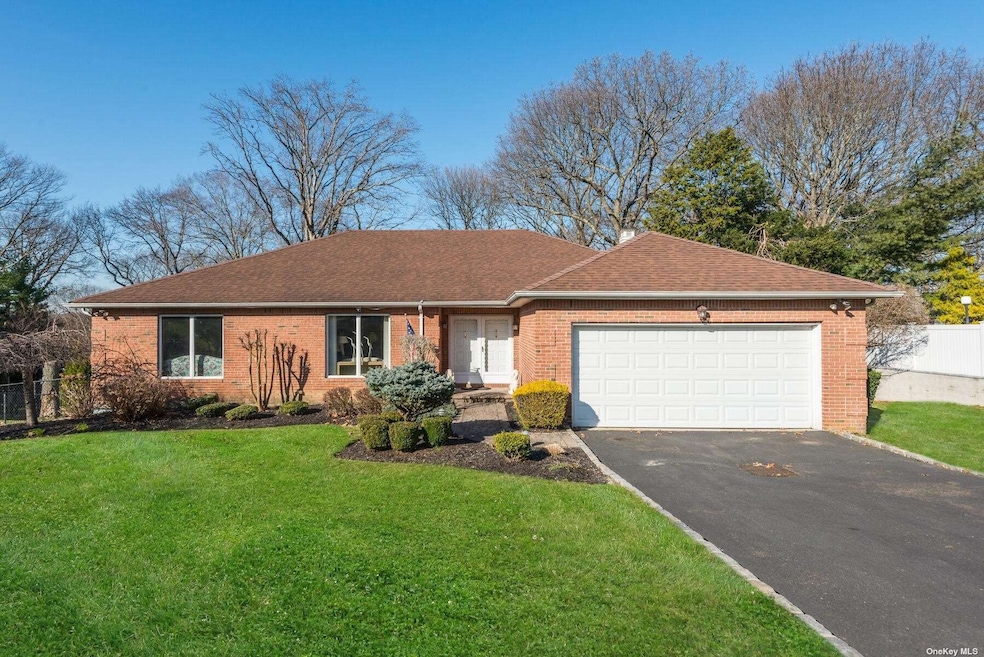 Sold $1,145,000 • Co-Listing Agent